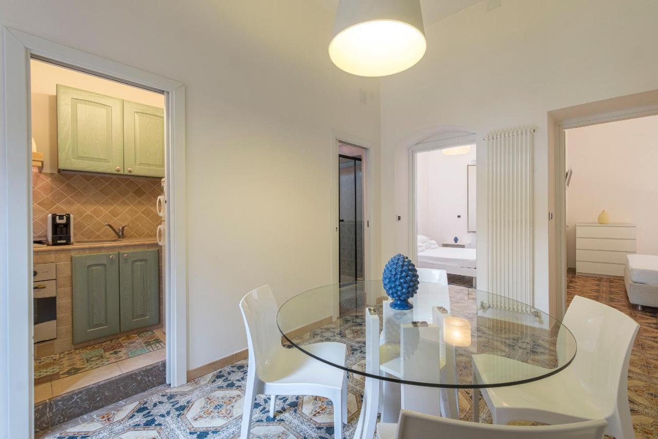 Elegant Apartment In Taormina Eksteriør billede