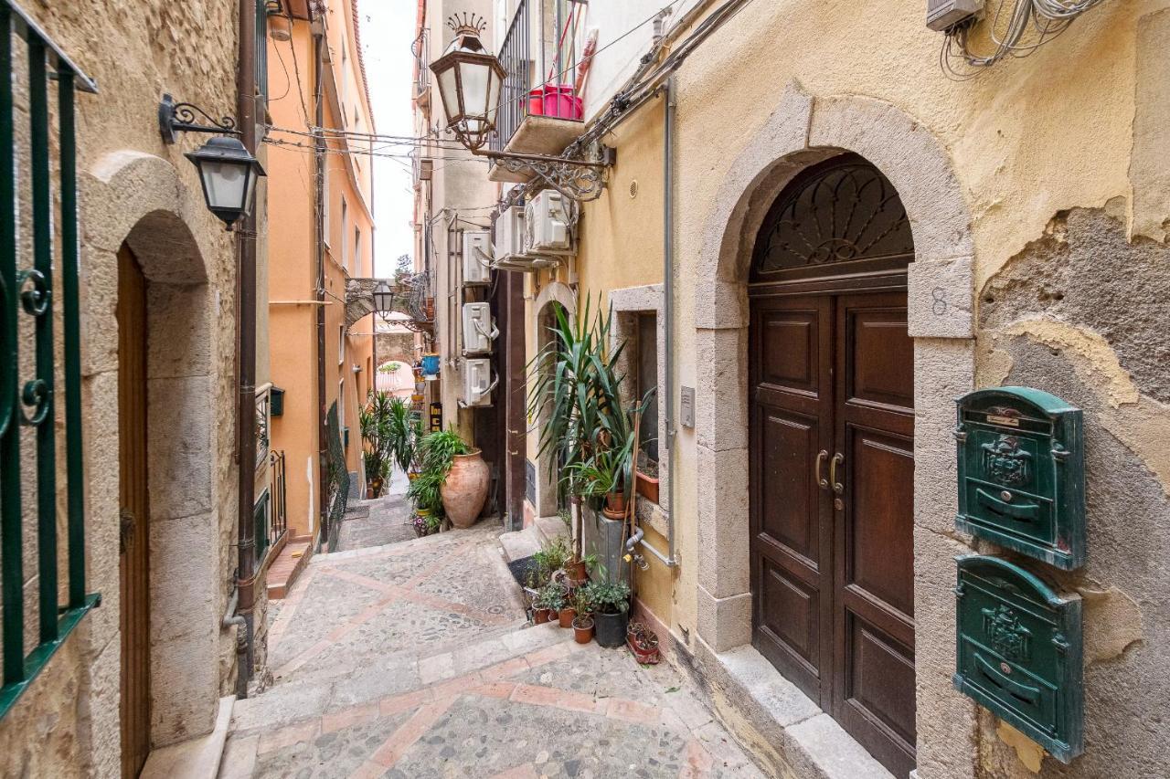 Elegant Apartment In Taormina Eksteriør billede