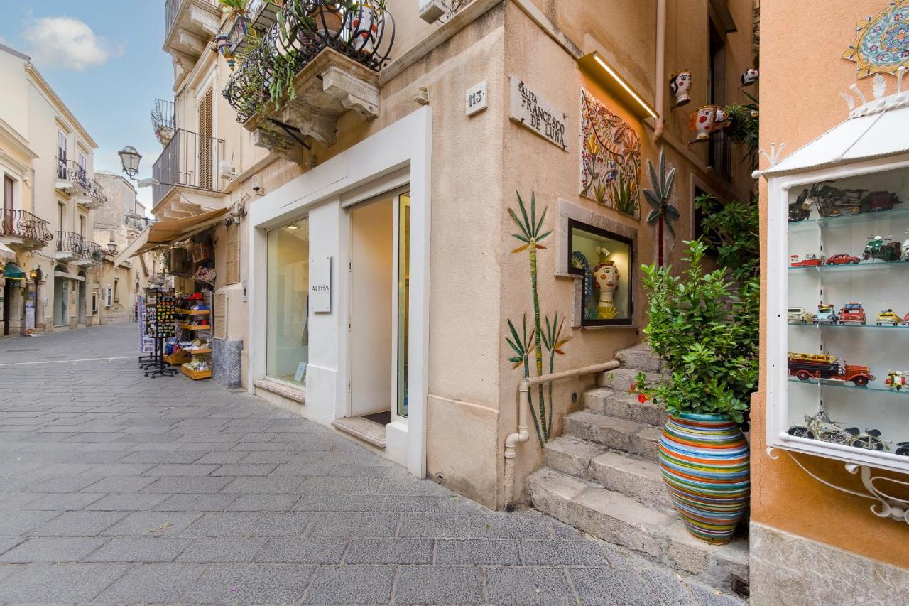 Elegant Apartment In Taormina Eksteriør billede